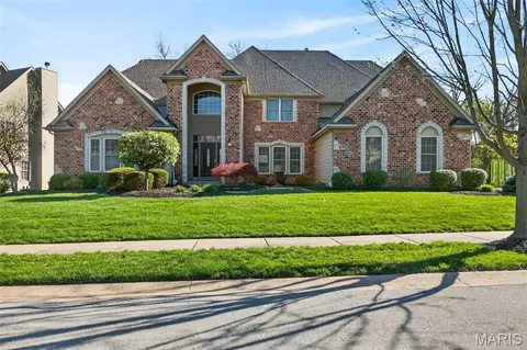2398 Spring Mill Woods, Saint Charles, MO 63303