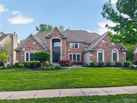 2398 Spring Mill Woods, Saint Charles, MO 63303