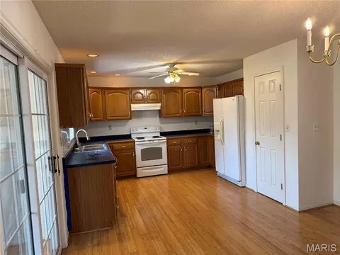 Kitchen - 1112 Murry Ln, Rolla, MO 65401 photo 2 of 2