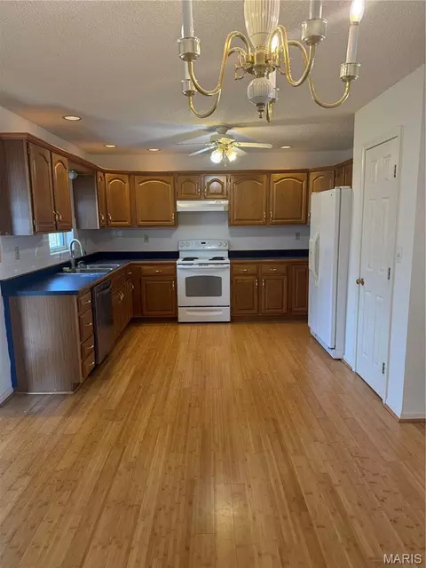 Kitchen - 1112 Murry Ln, Rolla, MO 65401 photo 1 of 2