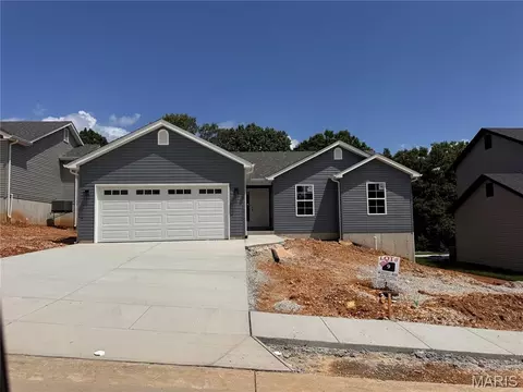 721 Blake Dr, Hillsboro, MO 63050