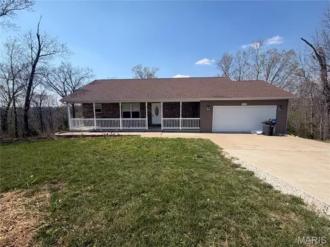 14139 Hopi Rd, Dixon, MO 65459