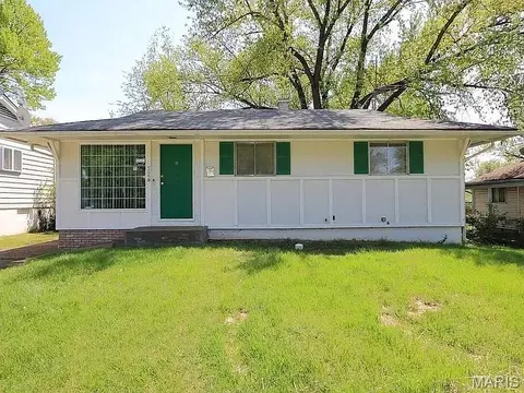 224 Roderick Dr, Saint Louis, MO 63137