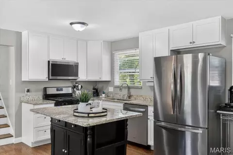 Kitchen - 11005 Saxonhall Dr, Bridgeton, MO 63044 photo 1 of 1