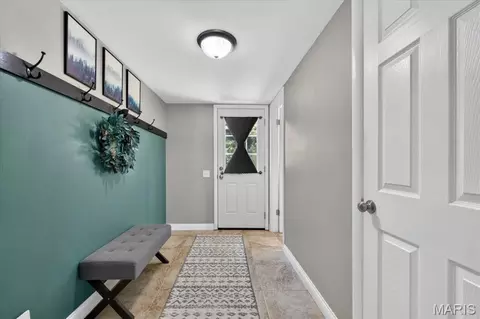 Entry Way - 11005 Saxonhall Dr, Bridgeton, MO 63044 photo 2 of 2