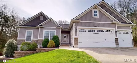 2705 Niagara Falls Ct, Festus, MO 63028