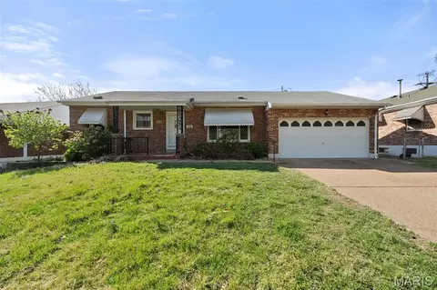 7305 Coronado Ave, Saint Louis, MO 63116