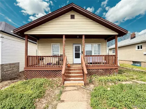 5819 Helen Ave, Jennings, MO 63136