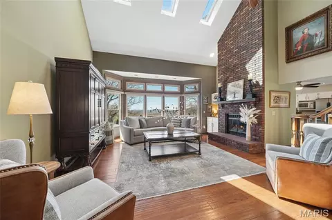 Living - 1553 Ridge Rd, Wildwood, MO 63021 photo 1 of 4