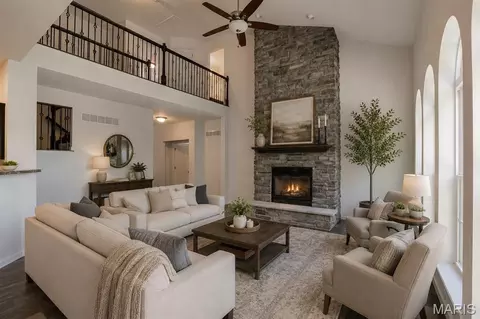 Living - 468 Cass Dr, Troy, MO 63379 photo 2 of 5