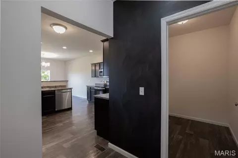 Entry Way - 468 Cass Dr, Troy, MO 63379 photo 2 of 8