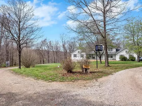 Exterior - 763 Eagles View Ln, Saint Clair, MO 63077 photo 3 of 14