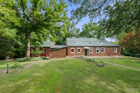 Exterior - 205 E 8th St, Hermann, MO 65041 photo 21 of 37