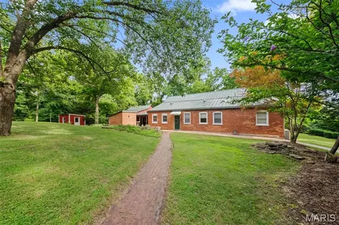 Exterior - 205 E 8th St, Hermann, MO 65041 photo 22 of 37
