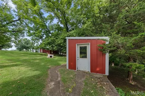 Exterior - 205 E 8th St, Hermann, MO 65041 photo 19 of 37