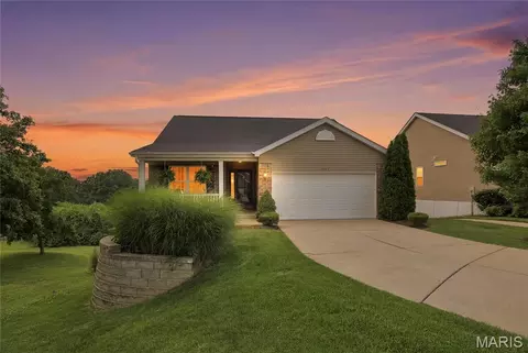 2237 Hagenstone Ter, Saint Louis, MO 63125
