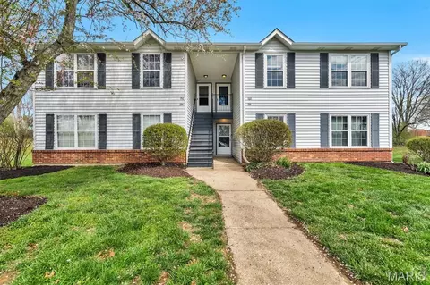 154 Old Buggy Ct #A, Saint Charles, MO 63304