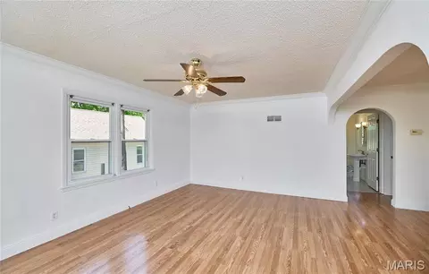 Living - 385 Annie Ave, Troy, MO 63379 photo 3 of 6