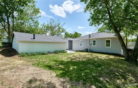 Exterior - 385 Annie Ave, Troy, MO 63379 photo 7 of 9