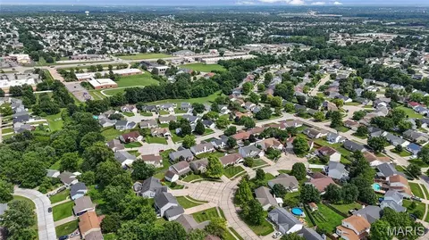 View/Area - 8 Knoll Ridge Ct, O'fallon, MO 63368 photo 3 of 4