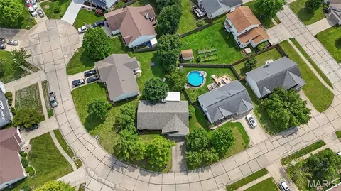 View/Area - 8 Knoll Ridge Ct, O'fallon, MO 63368 photo 1 of 4