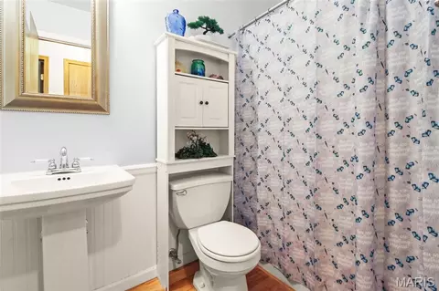 Bath - 8 Knoll Ridge Ct, O'fallon, MO 63368 photo 5 of 5