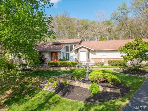 2175 Quaethem Dr, Wildwood, MO 63005