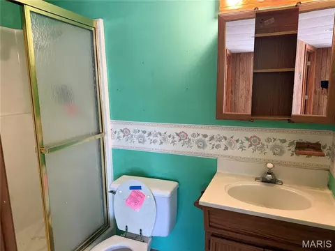 Bath - 20769 Highway 68, Vichy, MO 65580 photo 2 of 2
