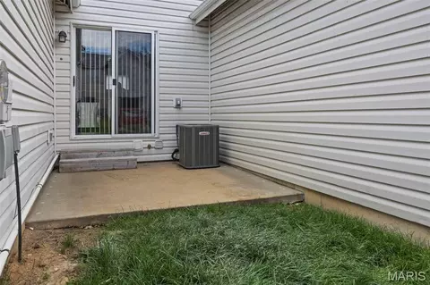 821 Brookmead Dr, O'fallon, MO 63366 photo 28