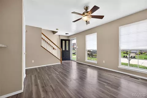 821 Brookmead Dr, O'fallon, MO 63366 photo 6