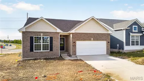 Exterior - 106 River Wind Dr, Saint Charles, MO 63301 photo 5 of 9