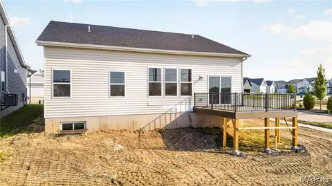 Exterior - 106 River Wind Dr, Saint Charles, MO 63301 photo 8 of 9