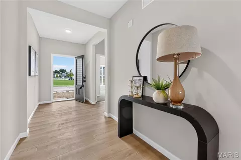 Entry Way - 106 River Wind Dr, Saint Charles, MO 63301 photo 3 of 4