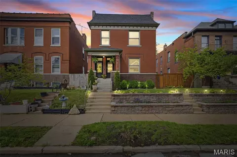 4133 Botanical Ave, Saint Louis, MO 63110