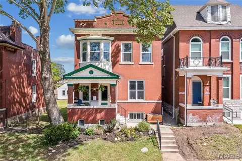 3677 Mcree Ave, Saint Louis, MO 63110