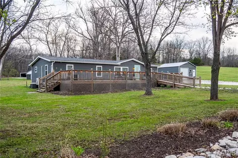 161 Taylor School Rd, Winfield, MO 63389