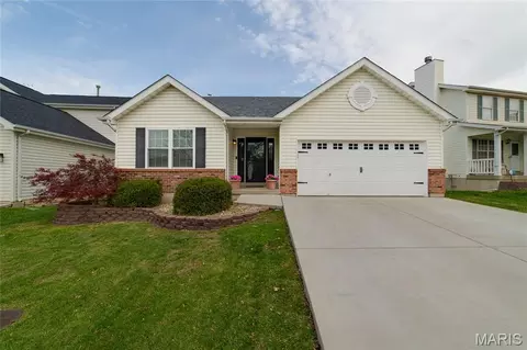 509 Parkland Place Dr, O'fallon, MO 63366