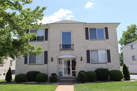 12574 Chardin Pl #4, Saint Louis, MO 63128