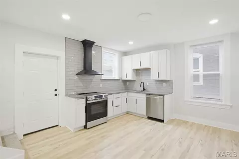 2217 Keokuk St, Saint Louis, MO 63118