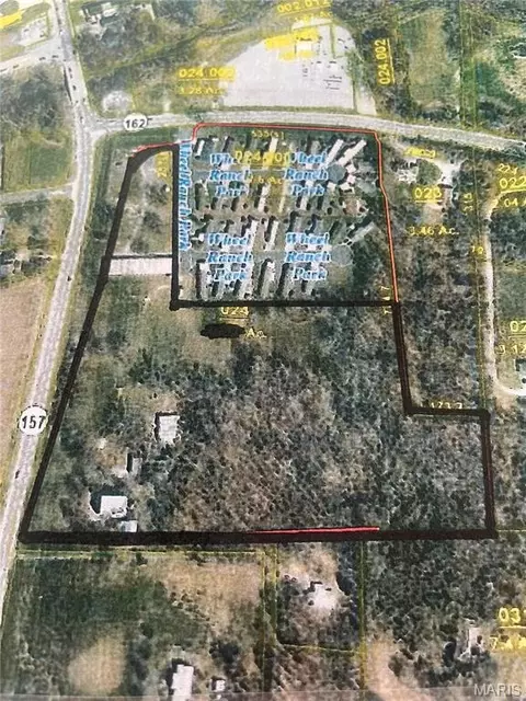 2202 N Bluff Rd, Glen Carbon, IL 62034