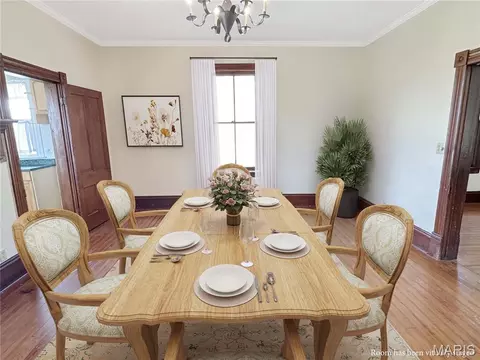 Dining - 1933 4 Mile Rd, Washington, MO 63090 photo 1 of 4
