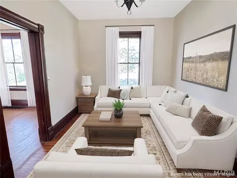 Living - 1933 4 Mile Rd, Washington, MO 63090 photo 3 of 6