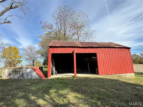 Exterior - 1933 4 Mile Rd, Washington, MO 63090 photo 11 of 18