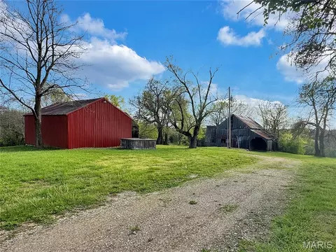 Exterior - 1933 4 Mile Rd, Washington, MO 63090 photo 6 of 18