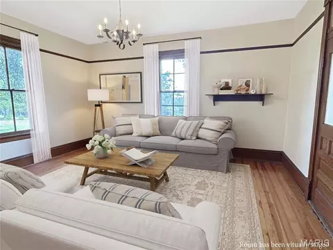 Living - 1933 4 Mile Rd, Washington, MO 63090 photo 4 of 6