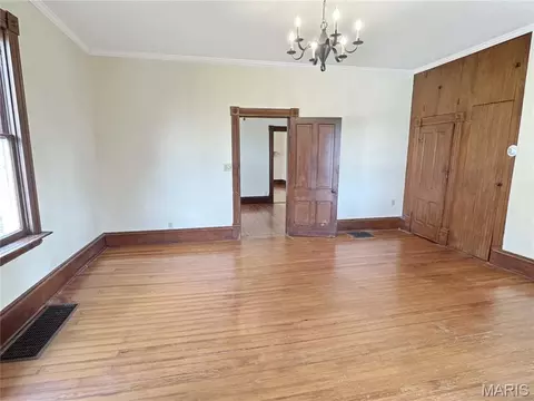 Living - 1933 4 Mile Rd, Washington, MO 63090 photo 5 of 6