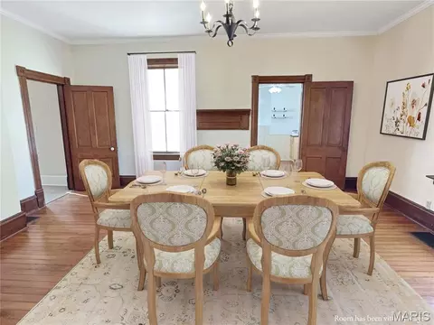 Dining - 1933 4 Mile Rd, Washington, MO 63090 photo 3 of 4