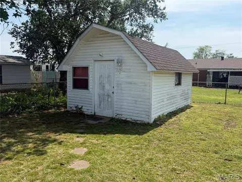 Exterior - 1105 Peach St, Kennett, MO 63857 photo 2 of 2