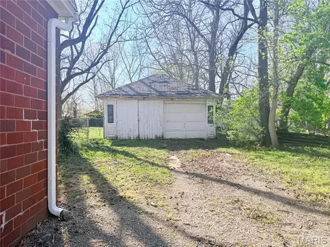 519 N Western Ave, Mexico, MO 65265