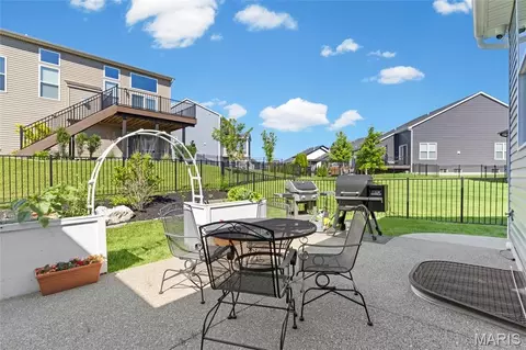 Exterior - 821 Upland Loop, O'fallon, MO 63368 photo 5 of 8
